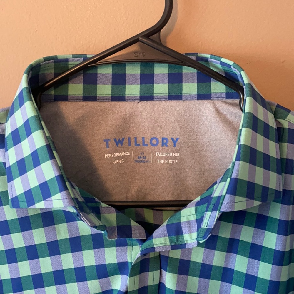TWILLORY Performance Tailored Dress Shirt